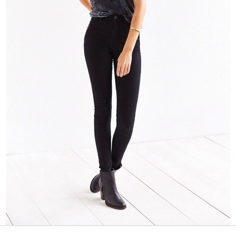 BDG urban outfitters high rise black jeans size 2
